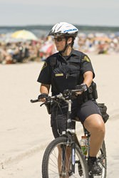 Hommage aux femmes des services policiers